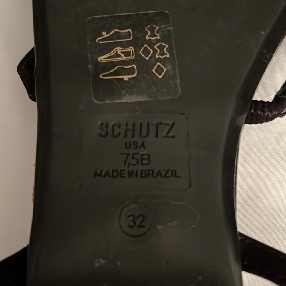 Schultz flat Sandler. Rainbow rhinestones, size 38- NEVER WORN